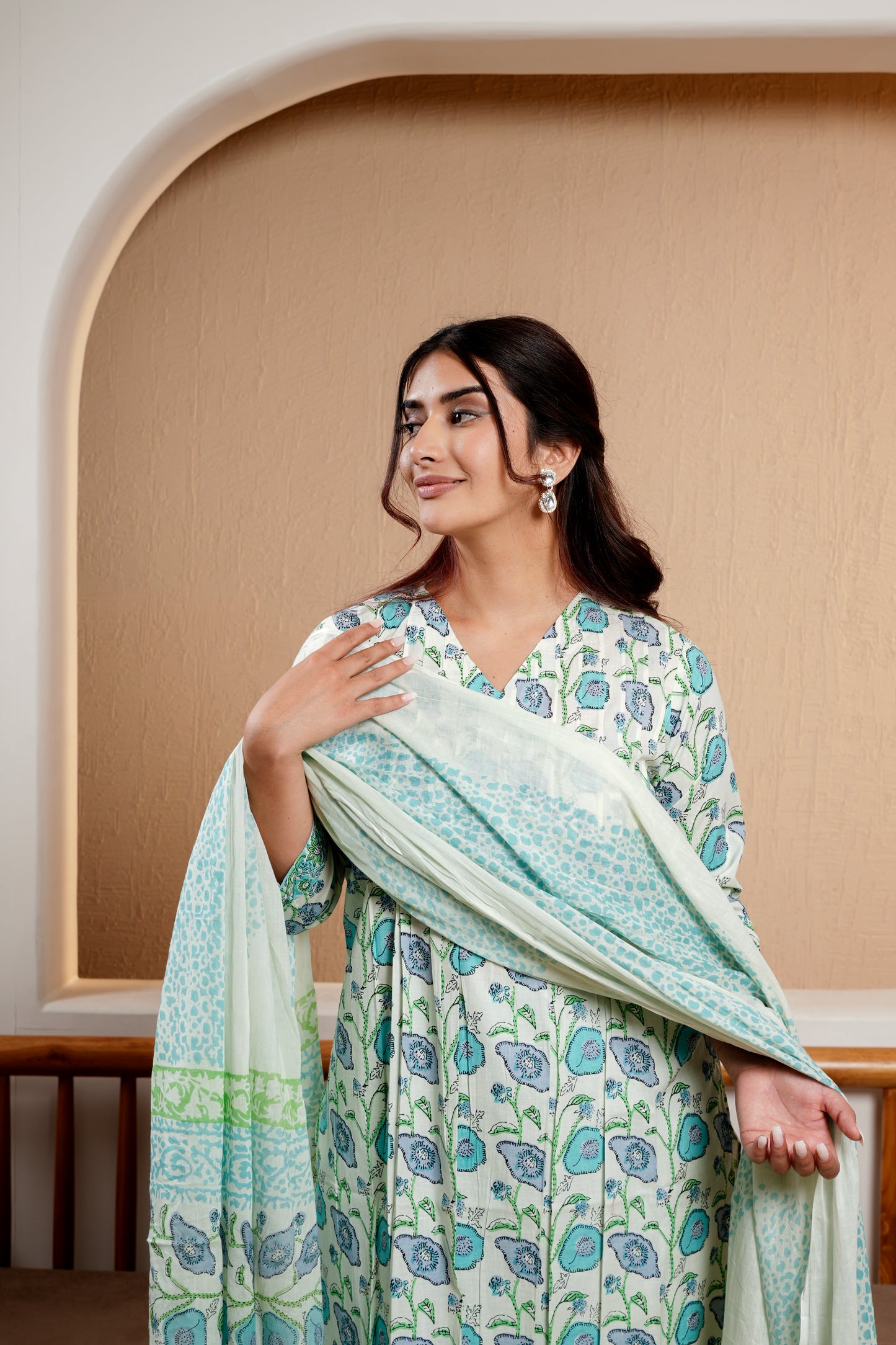 Carrot Allure Dupatta Set for women