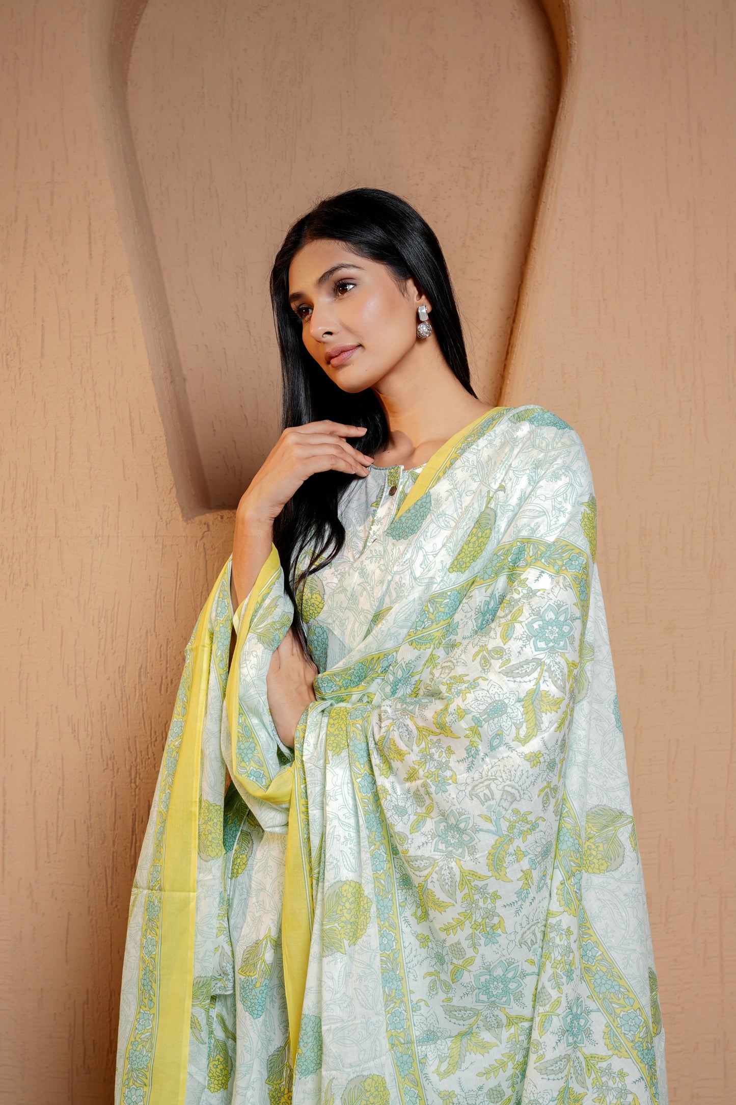 Tropical Hues Wrink Dupatta Set