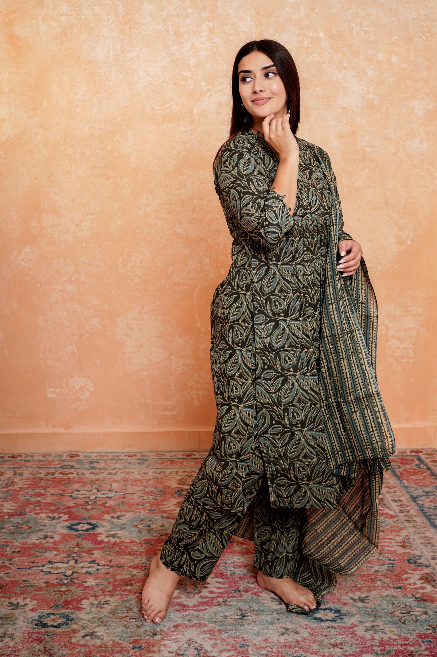 Mehendi Fiesta Dupatta Set for women