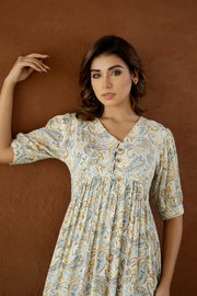 Ivory Blossom Kurti